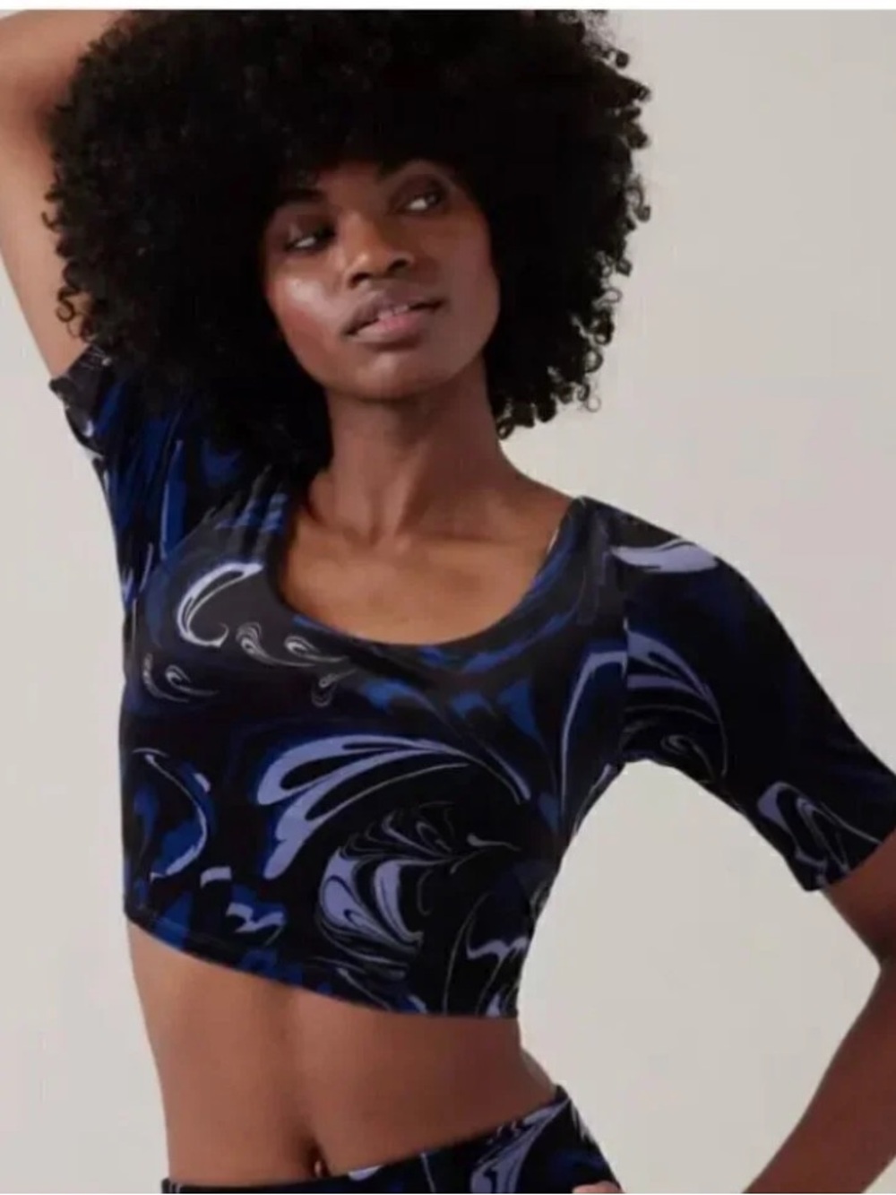 Athleta Exhilarate Velvet Crop Top size medium